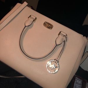 michael kors purse